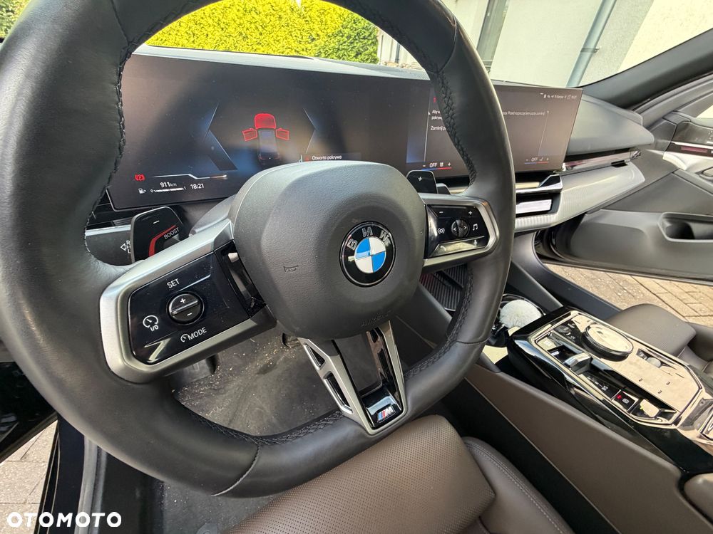 BMW Seria 5 520d xDrive mHEV M Sport - 18