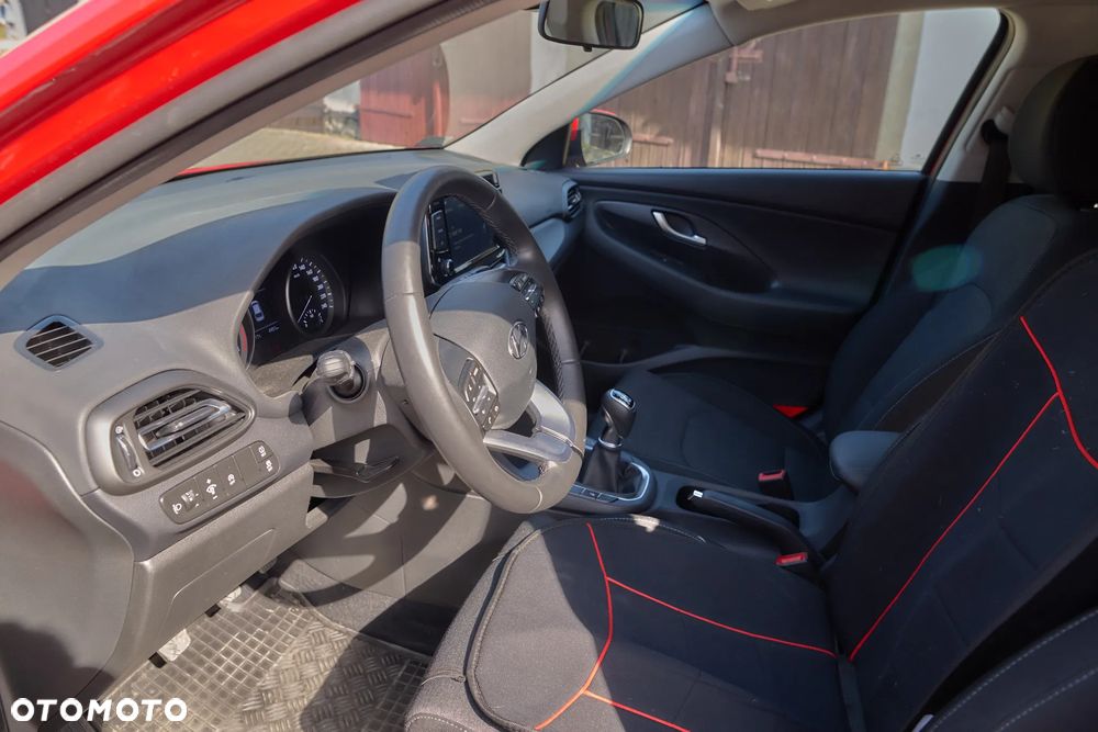 Hyundai i30 1.5 DPI Comfort - 11