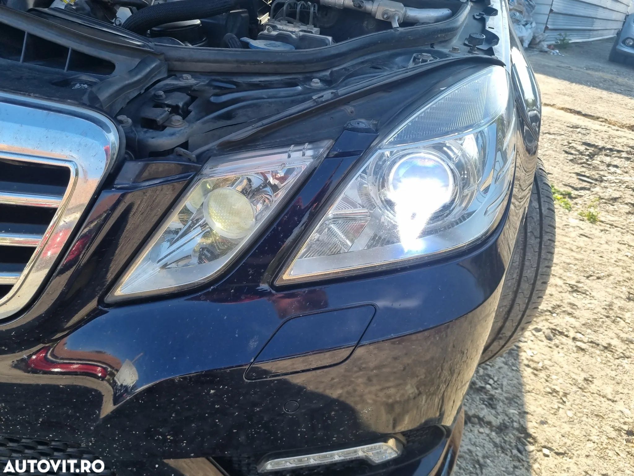 Faruri bi xenon mercedes e class w212 an 2009-2013 - 1