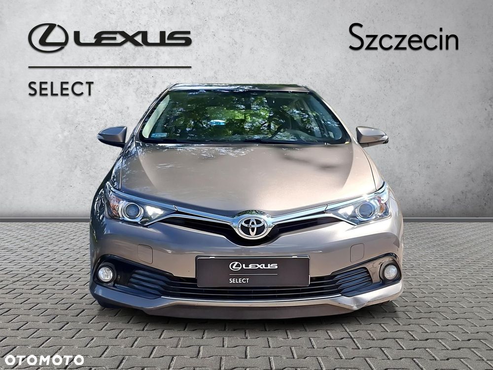 Toyota Auris - 8