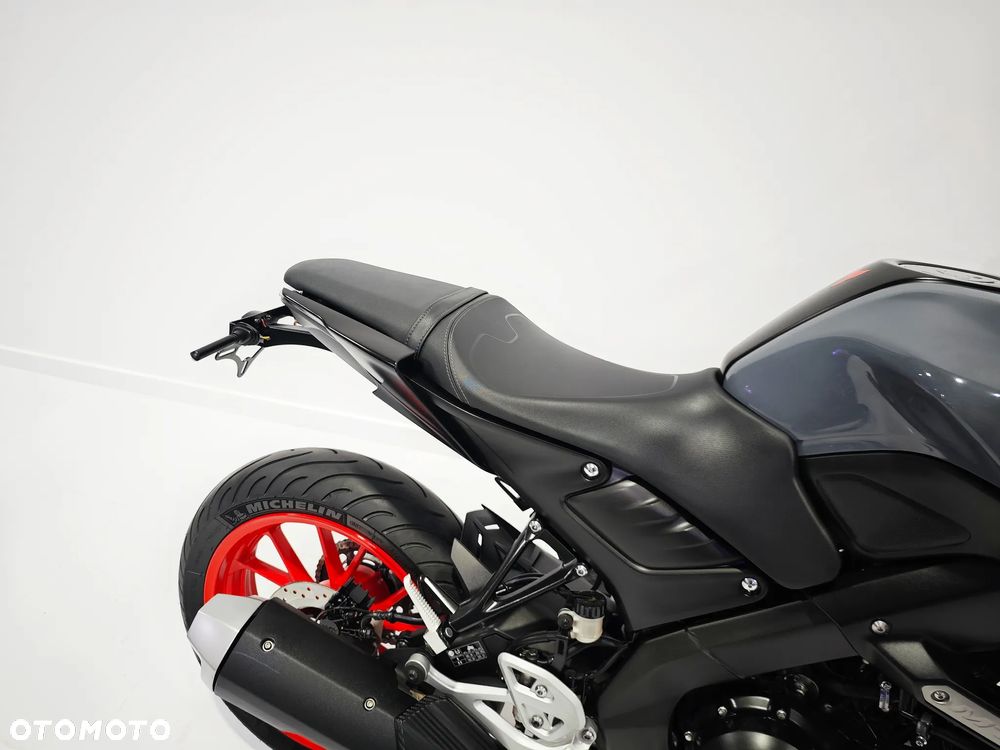 Yamaha MT - 11