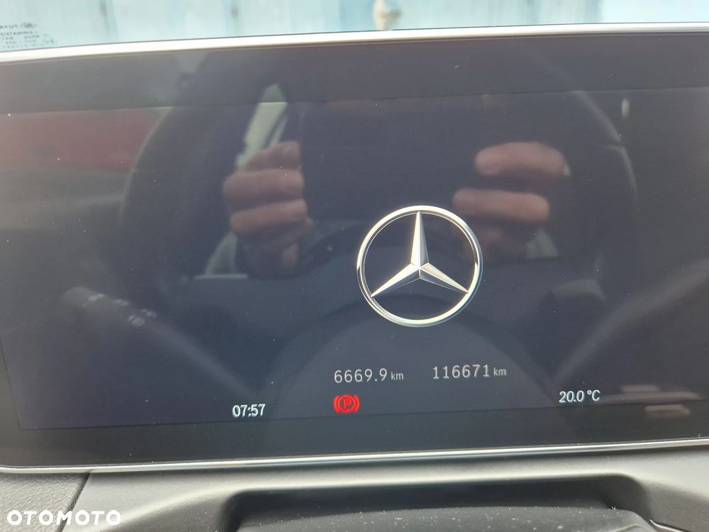 Mercedes-Benz Klasa C 200 d 9G-TRONIC - 22