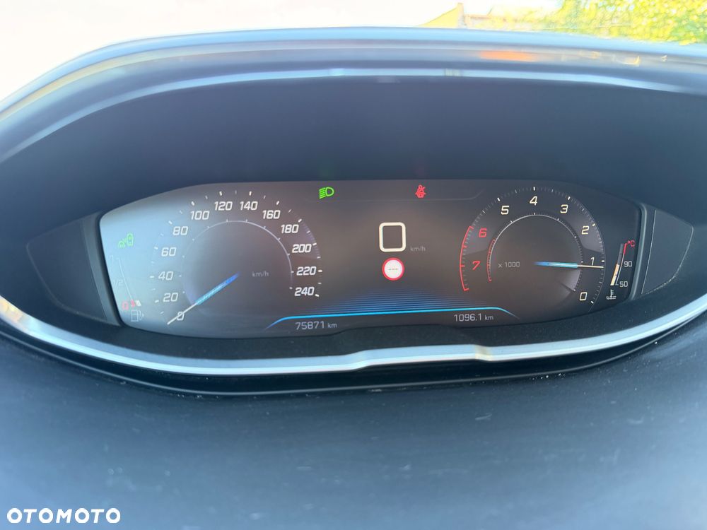 Peugeot 3008 PureTech 130 Stop & Start Allure - 32