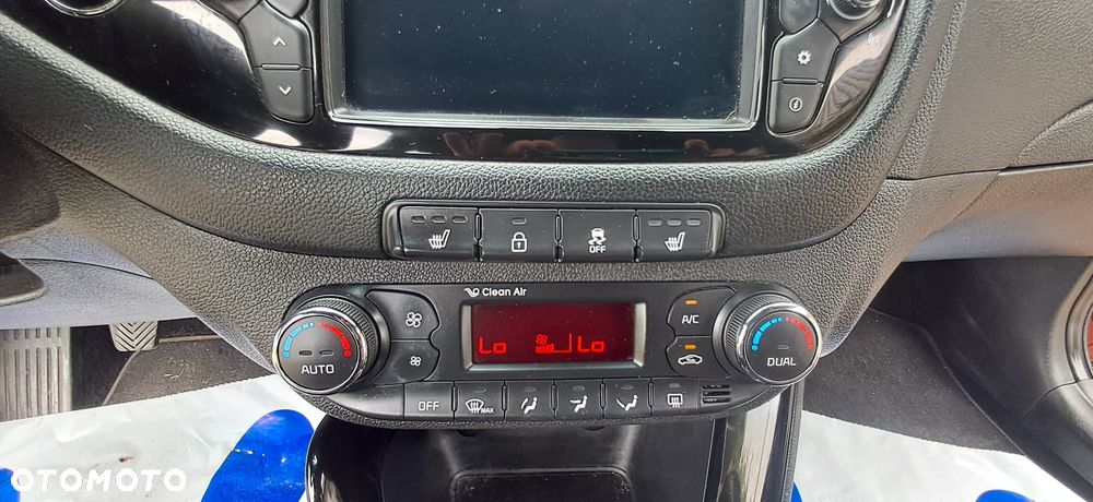 Kia Ceed 1.6 GDI ISG Platinum Edition - 13