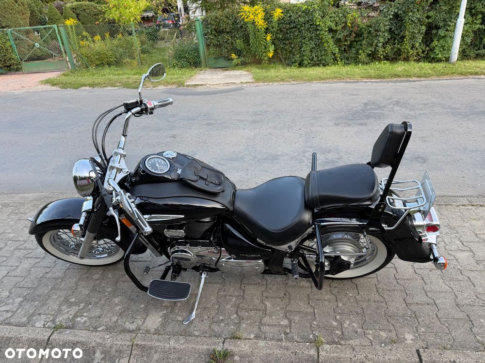 Suzuki VL 800 Volusia - 13