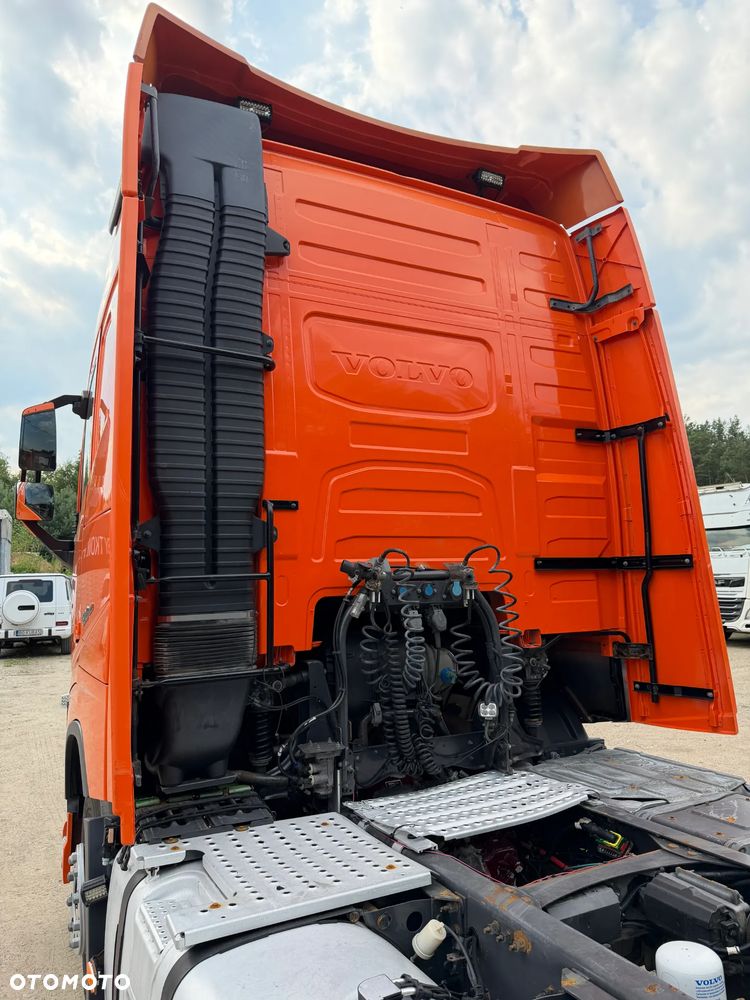 Volvo FH 500 / 3 SZTUKI / HYDRAULIKA + 2 ZBIORNIKI PALIWOWE / GLOBETROTTER / EURO 6 / LODÓWKA / DŁUGA RAMA / DOSTĘPNE 3 SZTUKI !! - 17