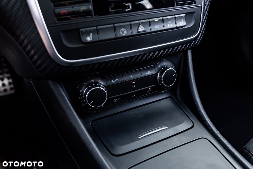 Mercedes-Benz Klasa A 250 Sport 7G-DCT - 34