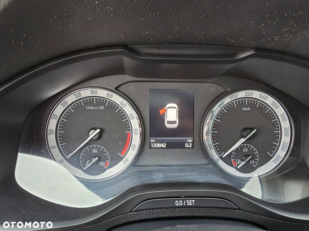 Skoda Karoq 2.0 TDI SCR 4x4 DSG Sportline - 22
