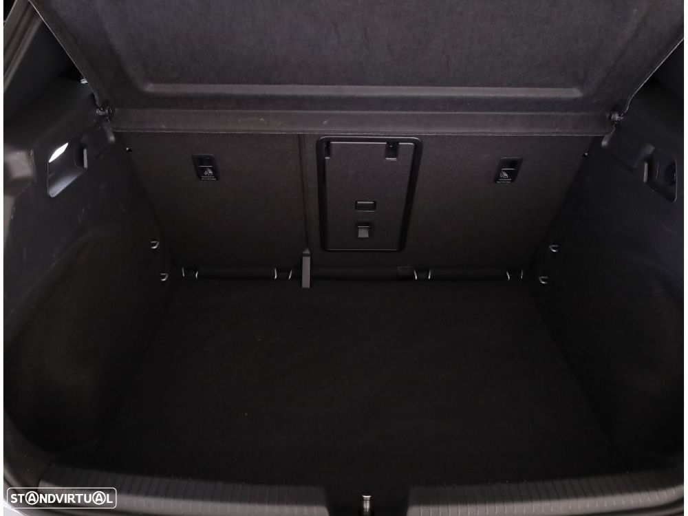 VW ID.3 59 kWh Pro Urban - 26