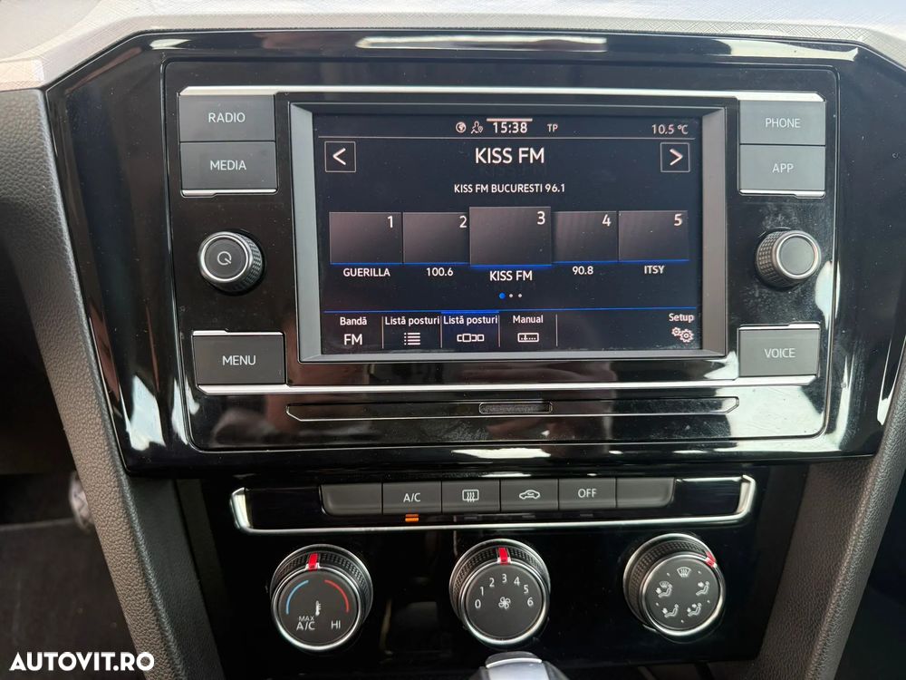 Volkswagen Passat 1.5 TSI ACT DSG Comfortline - 18