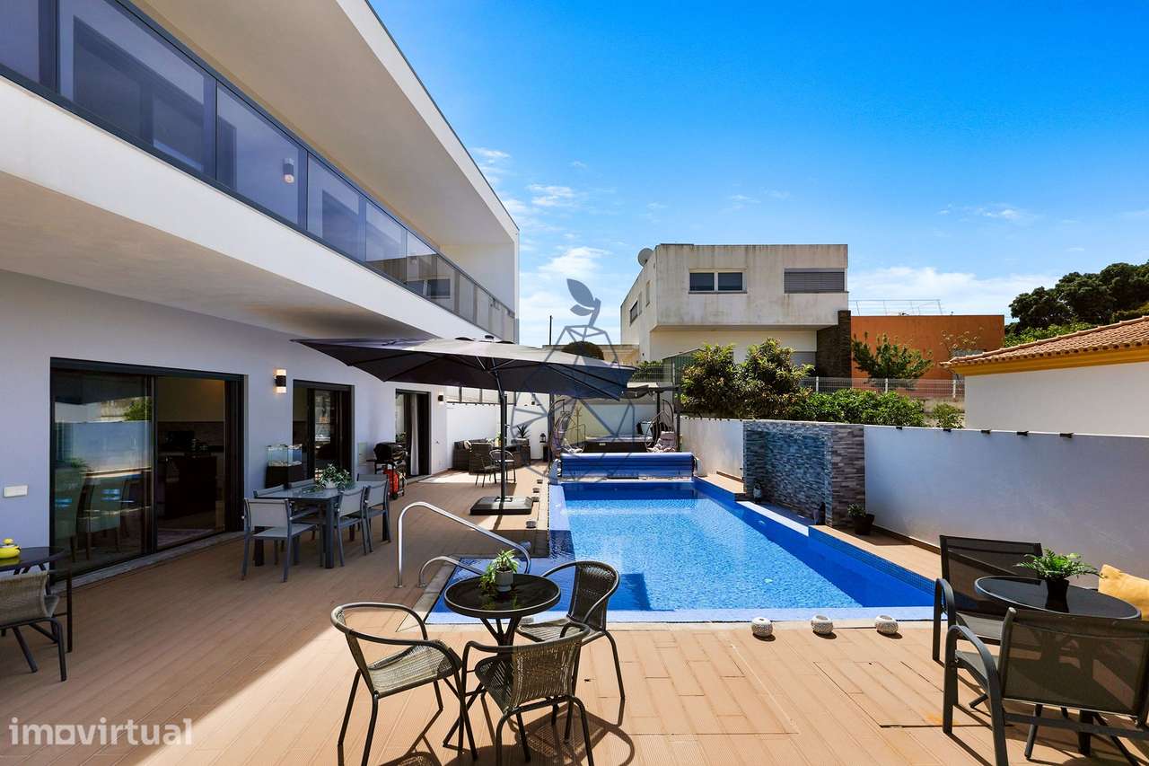Moradia Independente com Piscina e Garagem em Monte Canelas - Portimão - Grande imagem: 2/60