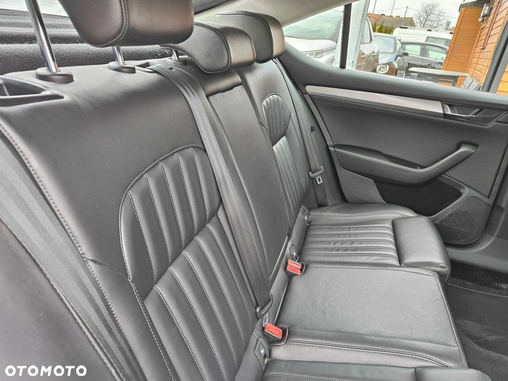 Skoda Superb 1.4 TSI Style - 23