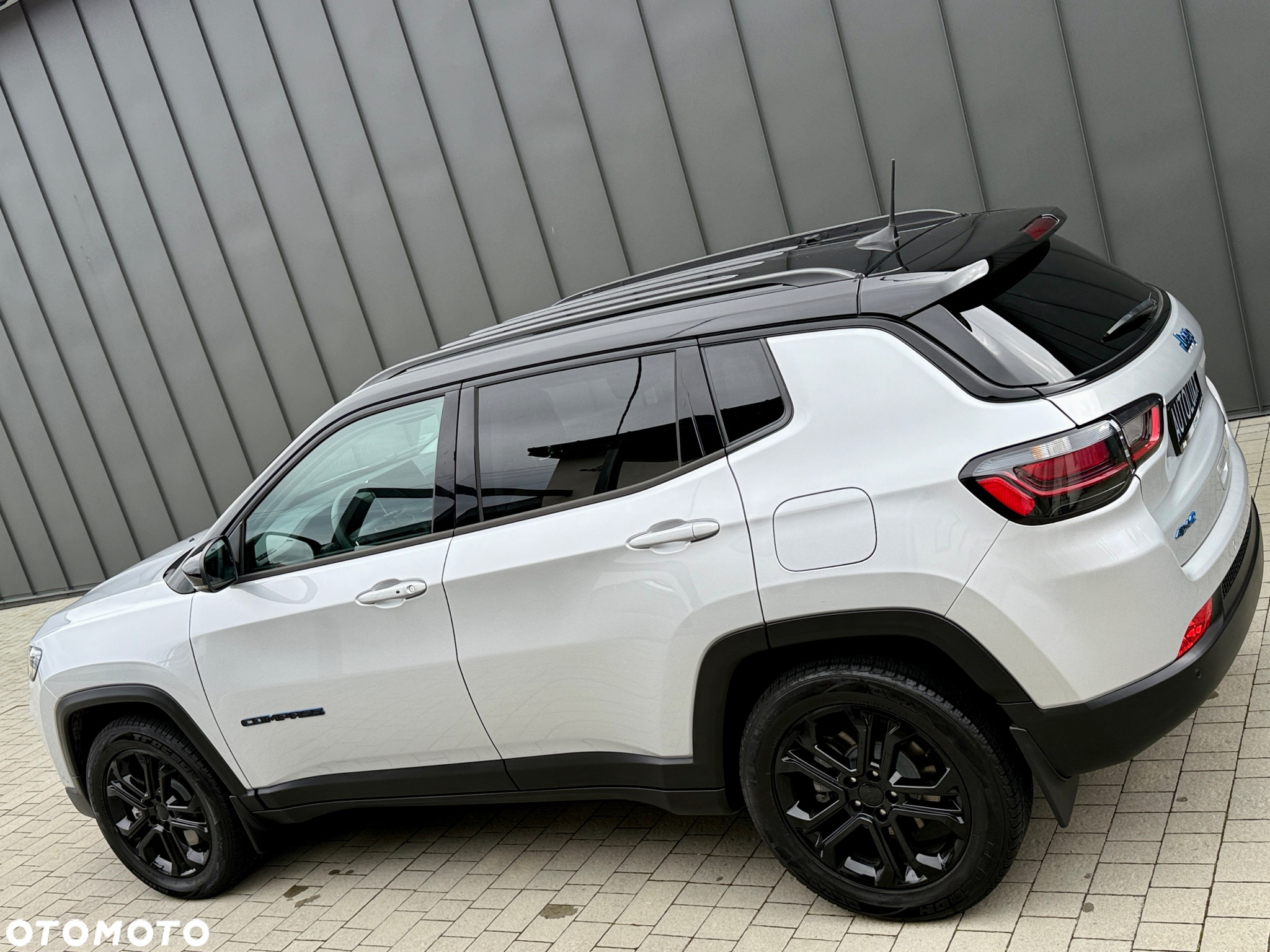 Jeep Compass 1.3 T4 PHEV 4xe Night Eagle S&S - 6