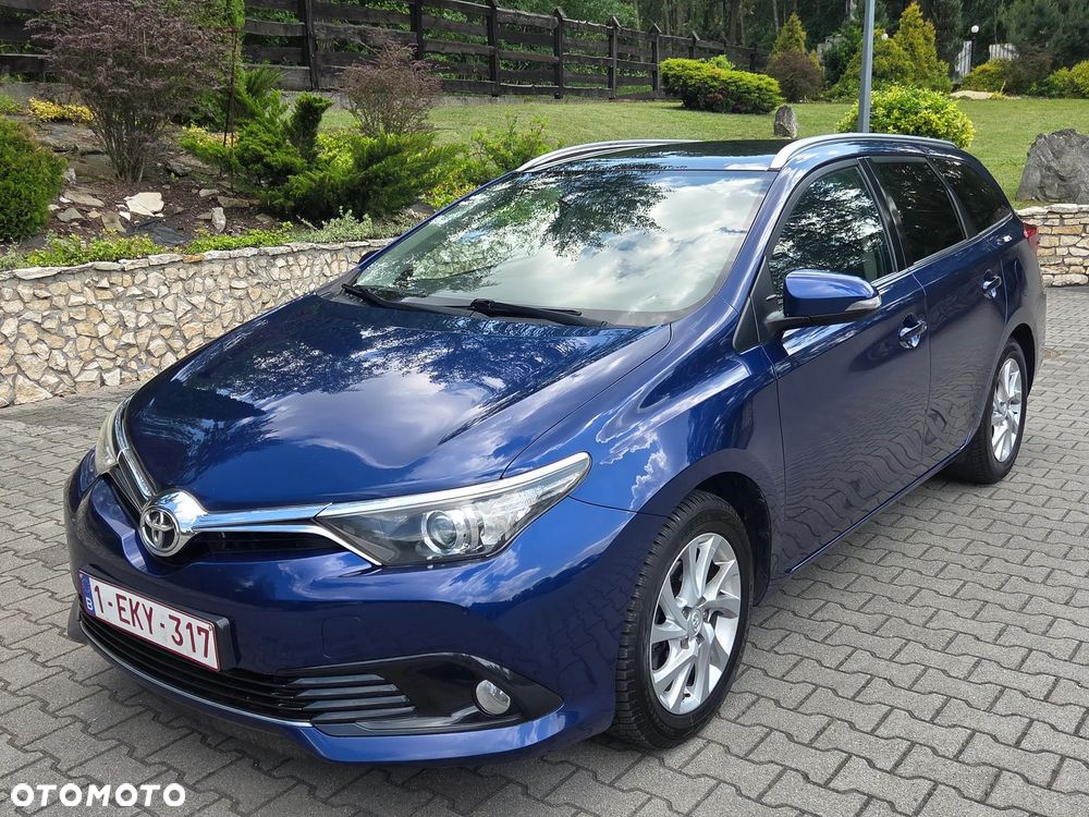 Toyota Auris 1.2 Turbo Executive - 3