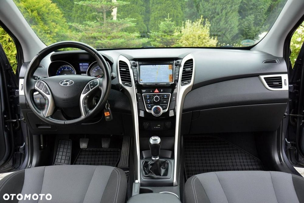 Hyundai i30 1.6 GDI BlueDrive Comfort - 25