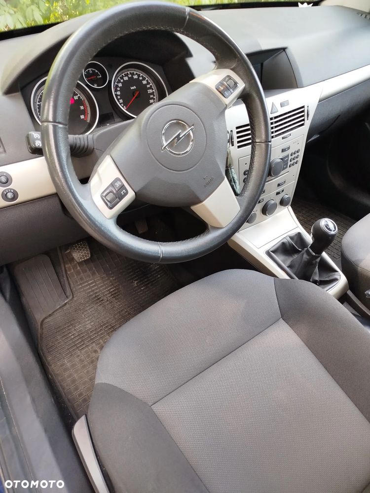 Opel Astra 1.4 - 13