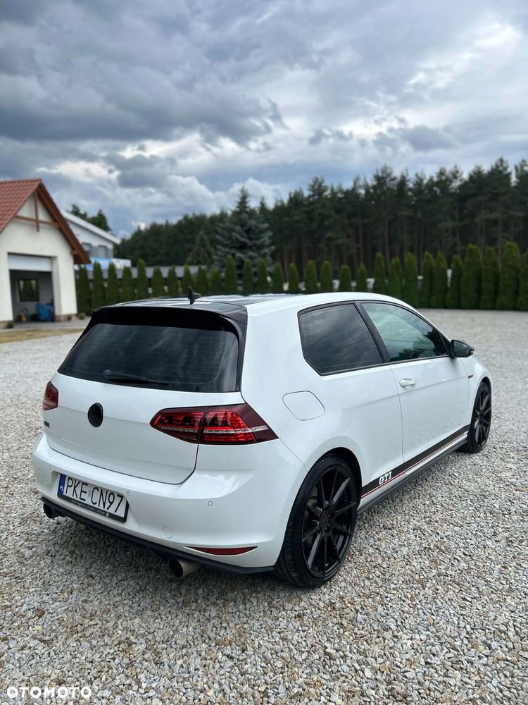 Volkswagen Golf 2.0 TSI BMT GTI - 3