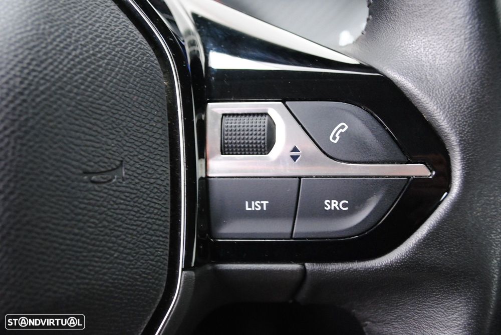 Peugeot 208 1.2 PureTech Active Pack - 12