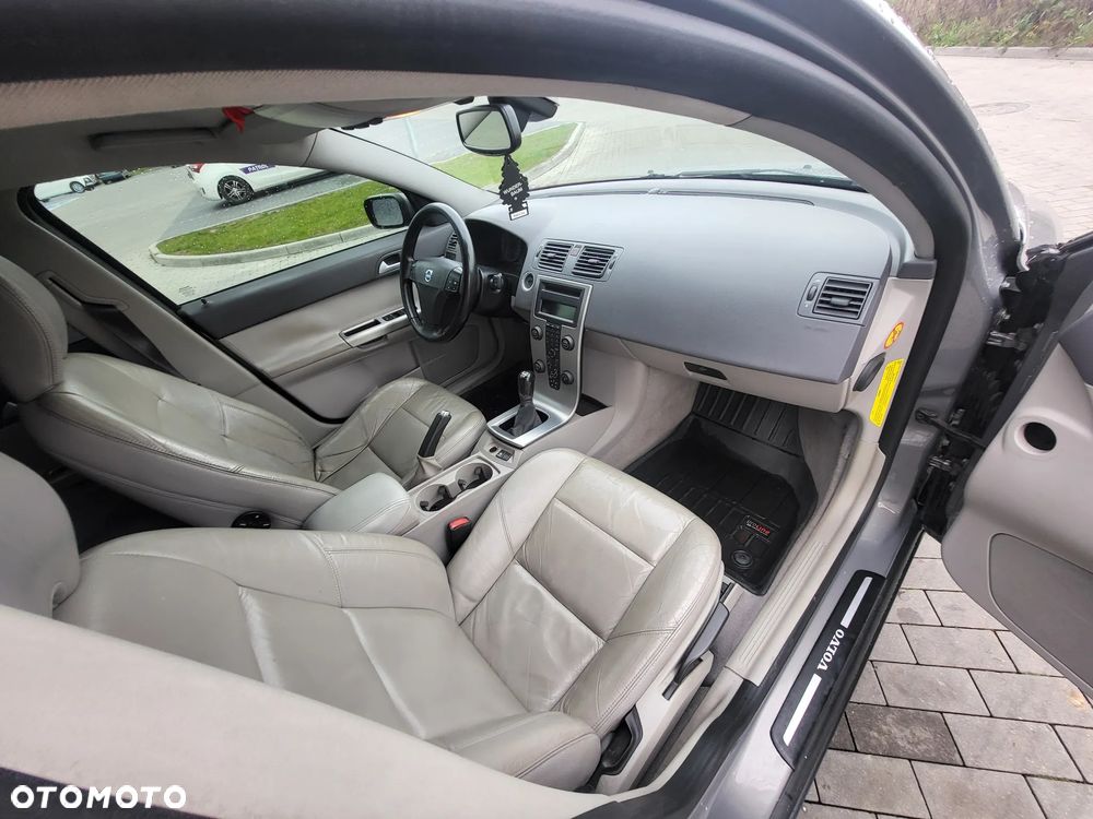 Volvo V50 2.0D Summum - 15