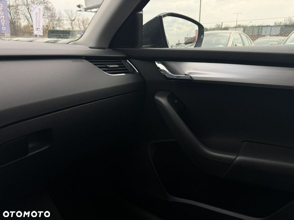 Skoda Octavia 1.6 TDI SCR Ambition - 30