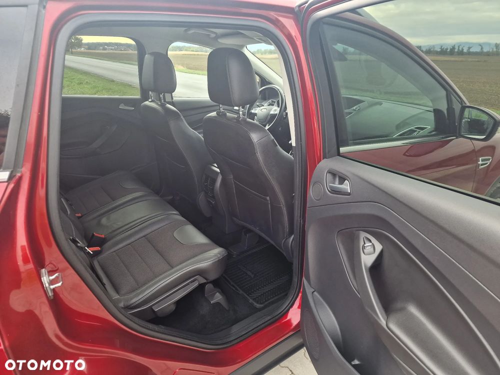 Ford Kuga 2.0 TDCi 4x4 Titanium - 26