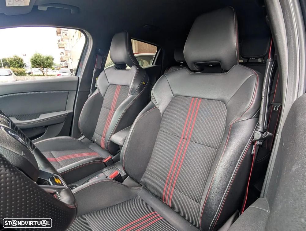 Renault Clio 1.3 TCe RS Line EDC - 11