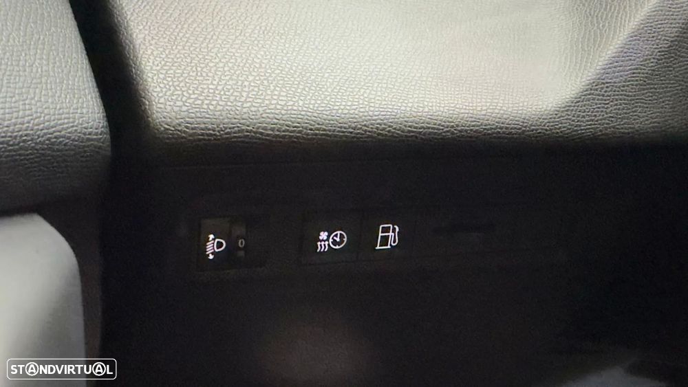 Peugeot 308 SW 1.6 Hybrid Allure e-EAT8 - 35