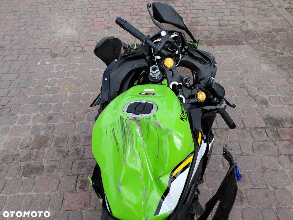Kawasaki Ninja - 15