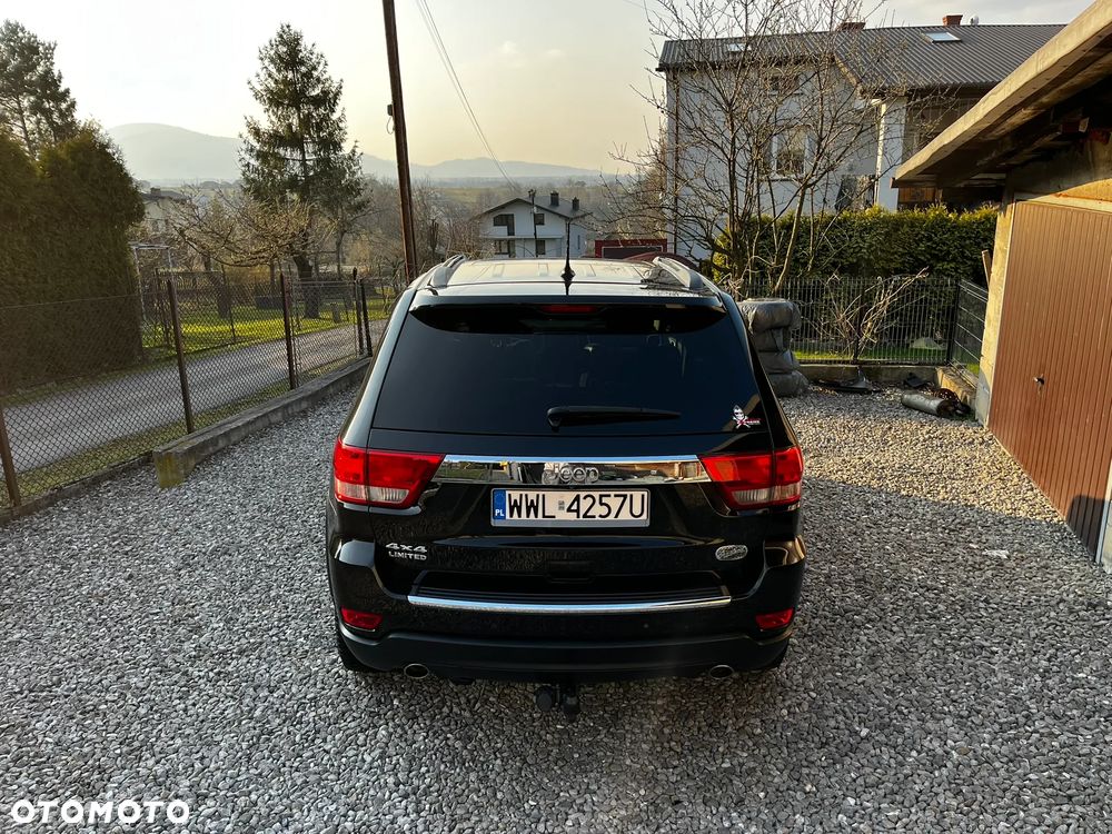 Jeep Grand Cherokee - 18