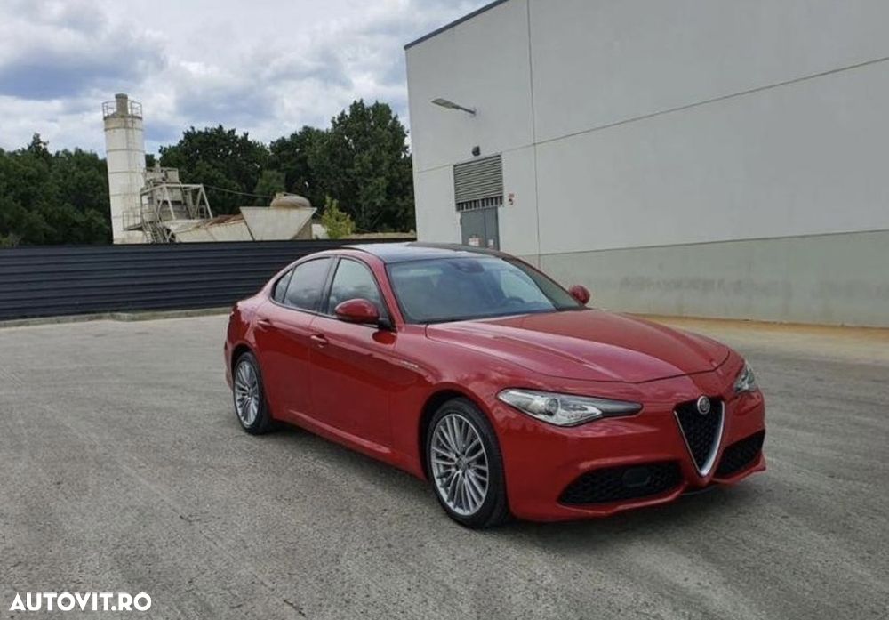 Alfa Romeo Giulia 2.2 JTDM AWD Aut. Veloce - 9