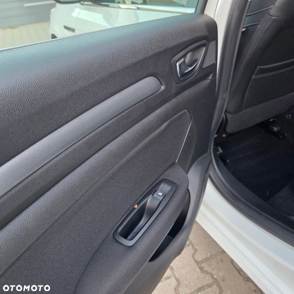 Renault Megane - 14
