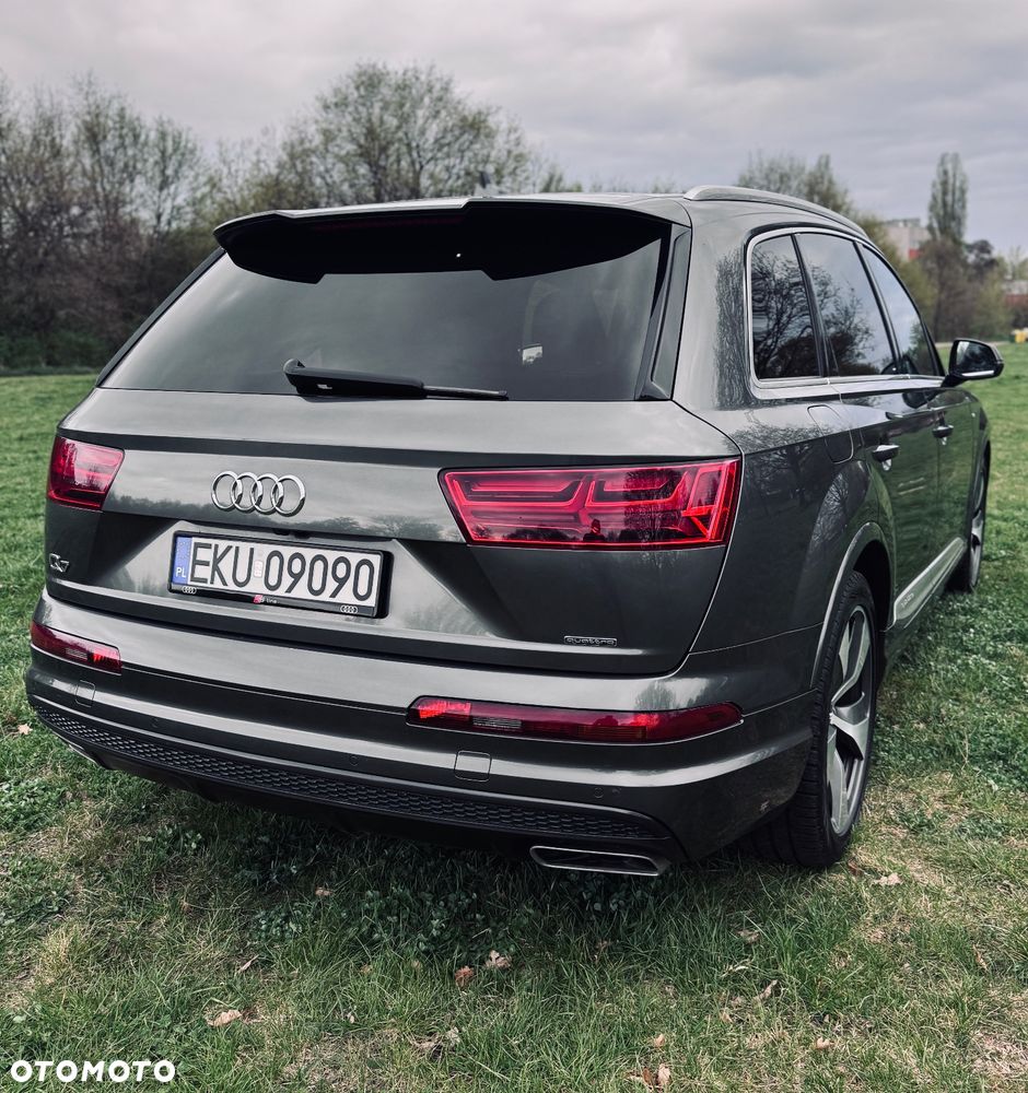 Audi Q7 - 3