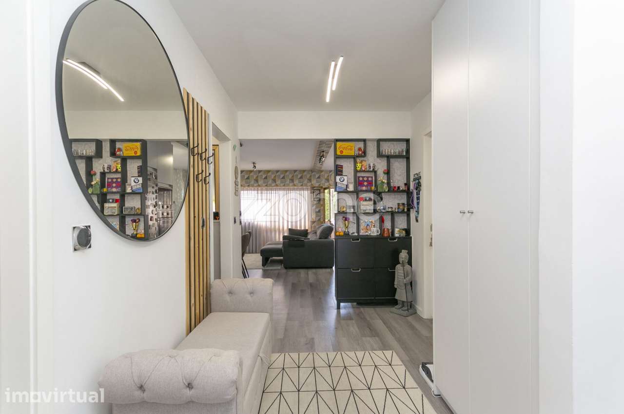 T2 Remodelado com Garagem no Centro de Matosinhos | Rua Alfredo Cunha - Grande imagem: 4/37