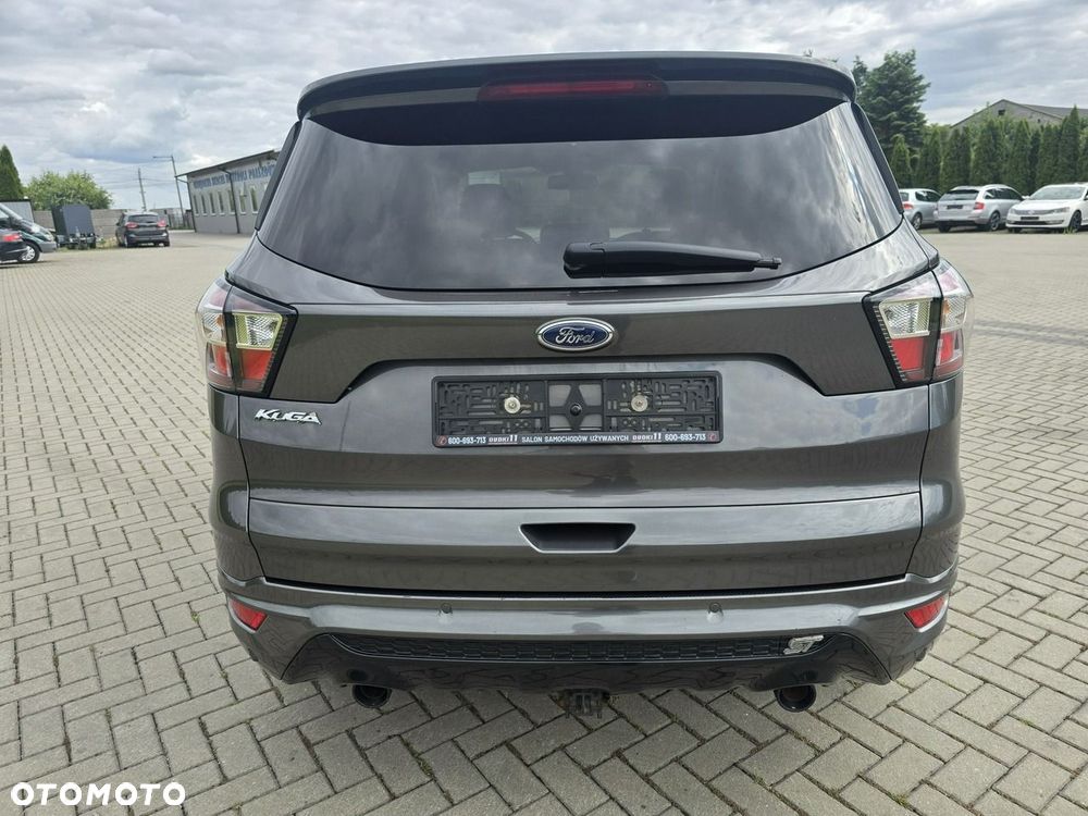 Ford Kuga - 12