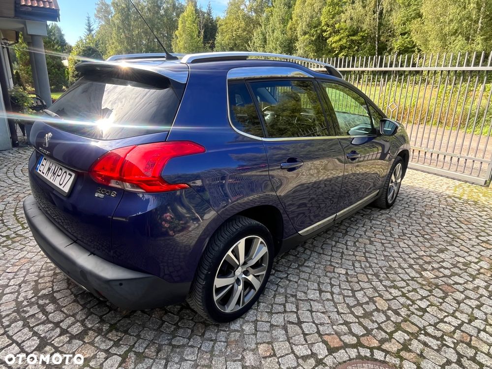 Peugeot 2008 1.6 e-HDi Allure S&S - 3