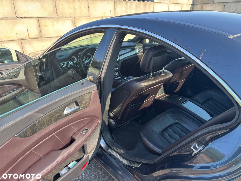 Mercedes-Benz CLS 350 CDI 4-Matic BlueEff - 9
