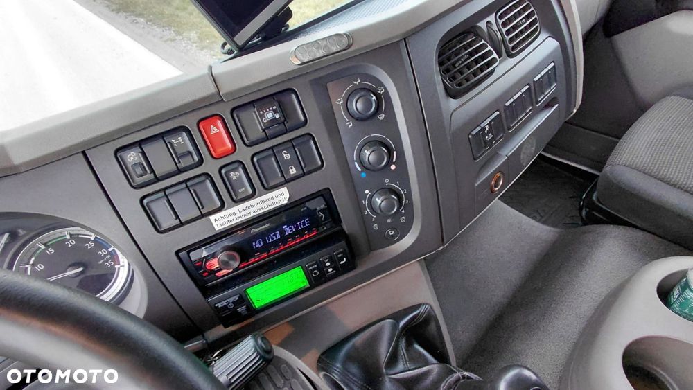 DAF LF 250 CHŁODNIA 7.4 x.2.1h Winda ZAMIANA - 18