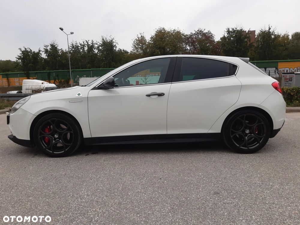 Alfa Romeo Giulietta - 5