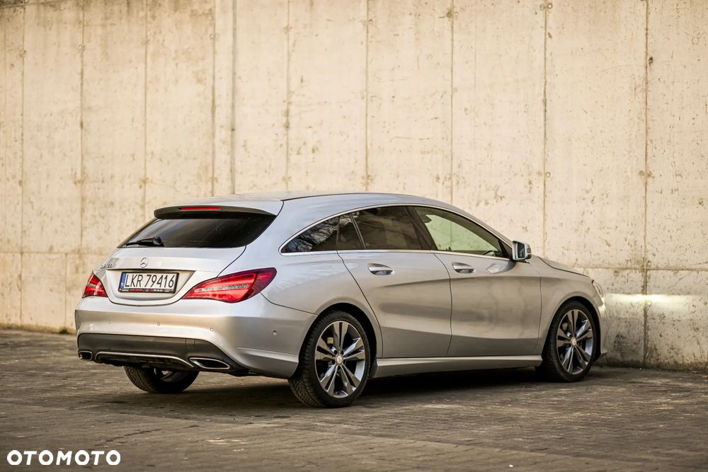 Mercedes-Benz CLA 180 7G-DCT Peak Edition - 19