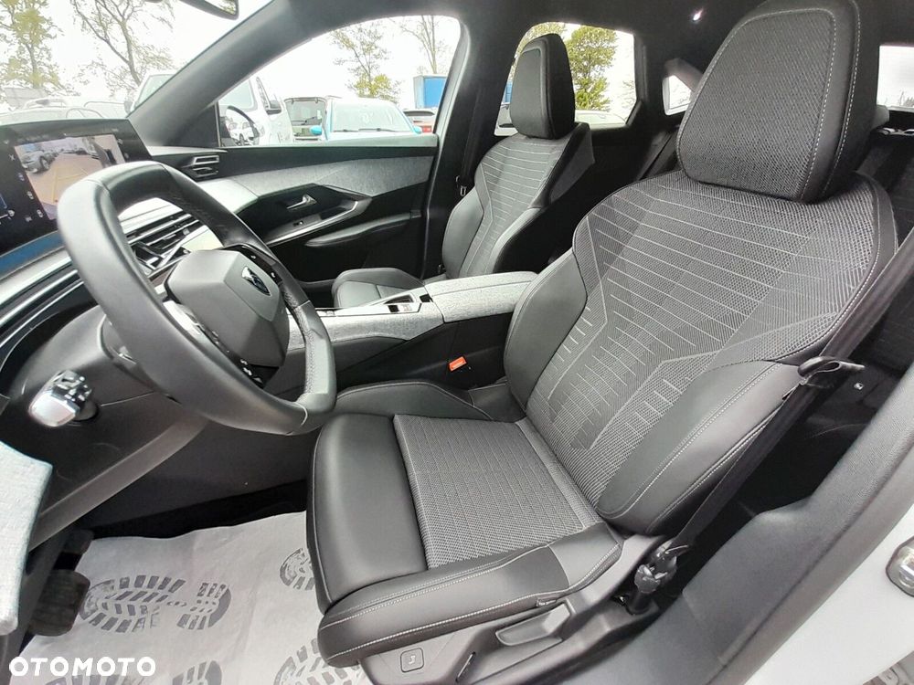 Peugeot 3008 1.2 PureTech mHEV Allure Pack S&S e-DCS6 - 15