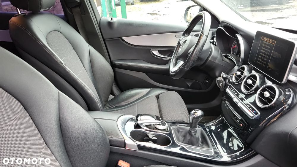 Mercedes-Benz Klasa C 180 (BlueEFFICIENCY) Avantgarde - 11