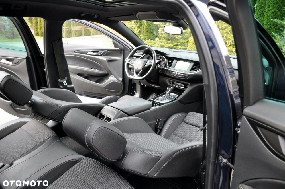 Opel Insignia - 23