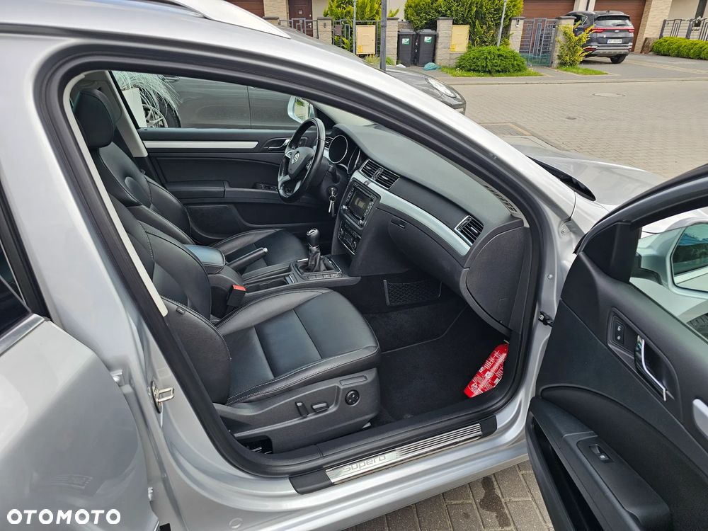 Skoda Superb 1.6 TDI Platinum - 12