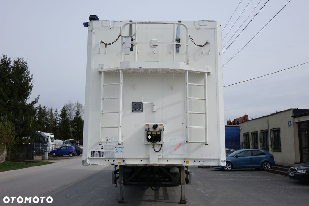 Stas RUCHOMA PODŁOGA / 82m3 / OSIE MERCEDES / ALUMINIOWE FELGI - 2