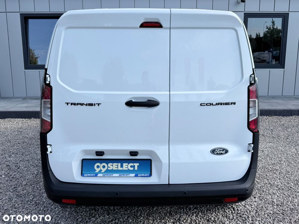 Ford Transit Courier - 4