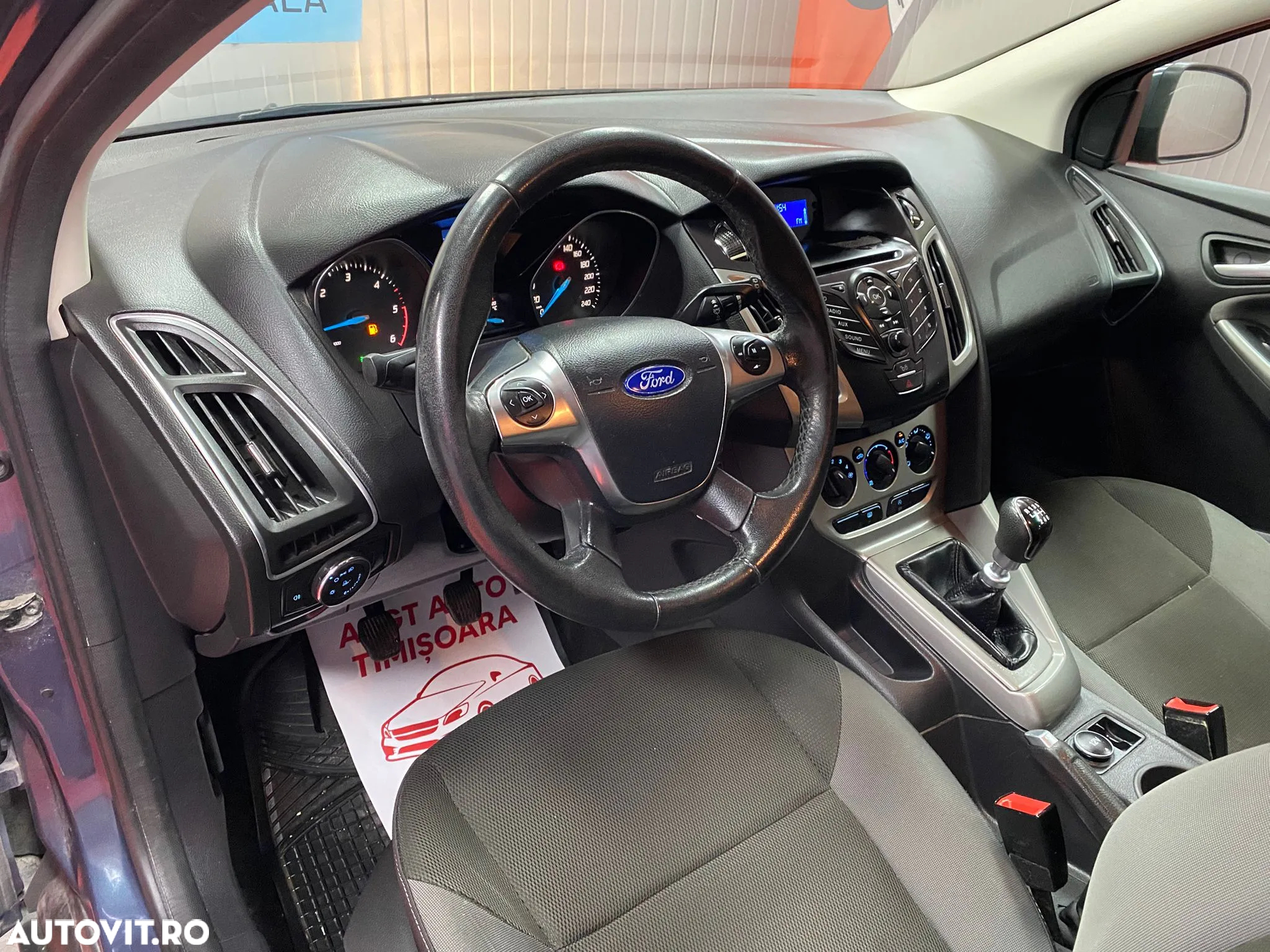 Ford Focus - 9