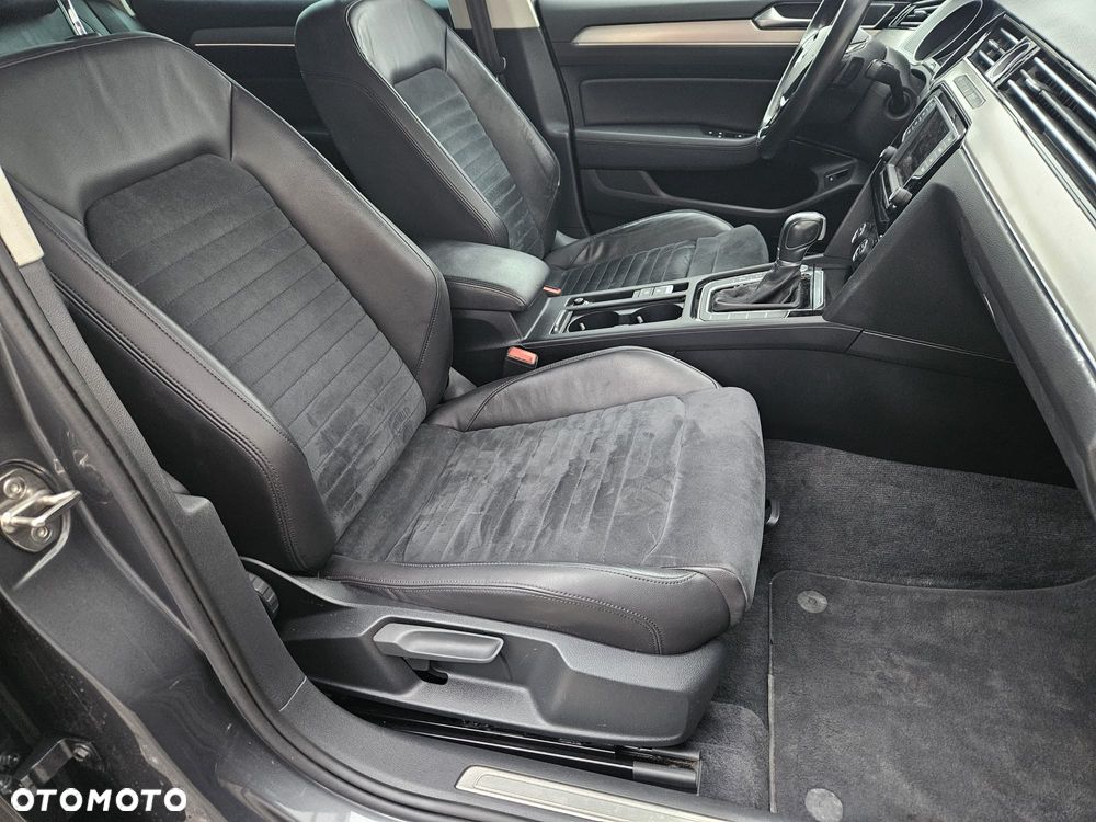 Volkswagen Passat - 10