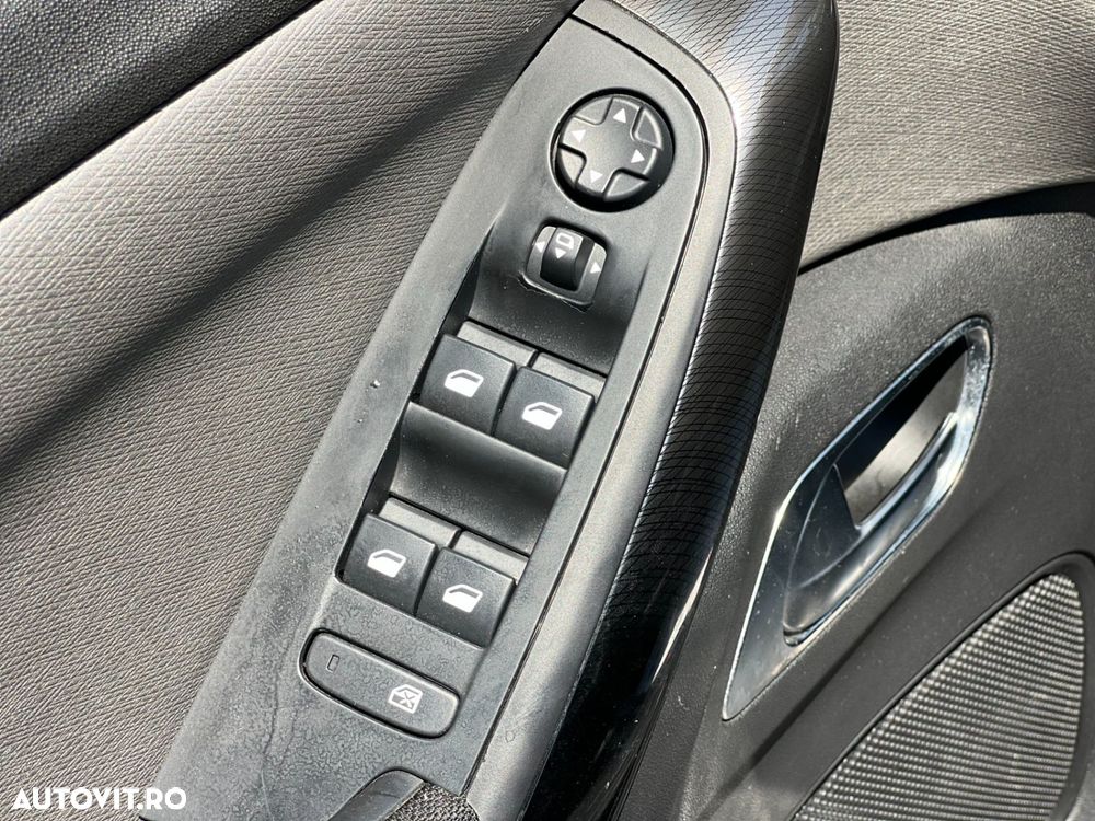Citroën C4 Grand Picasso PureTech 130 Stop&Start EAT6 SHINE - 12
