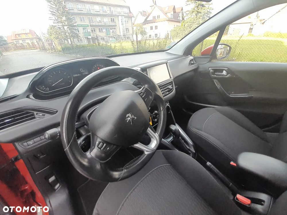 Peugeot 208 PureTech 82 Start & Stop Style - 18