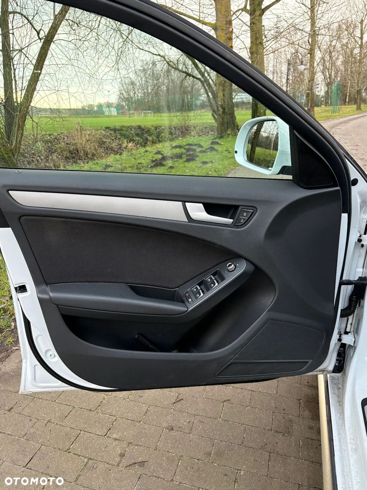 Audi A4 Allroad 2.0 TDI Quattro - 11